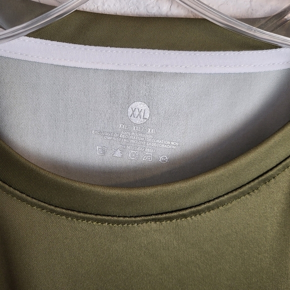 Washington Commanders Logo (Retired) Jersey Featuring Young #99 Size XXL - Picture 3 of 9